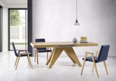 Mesa-Bou-natural-y-silla-Ronda-sillon-Celine-02
